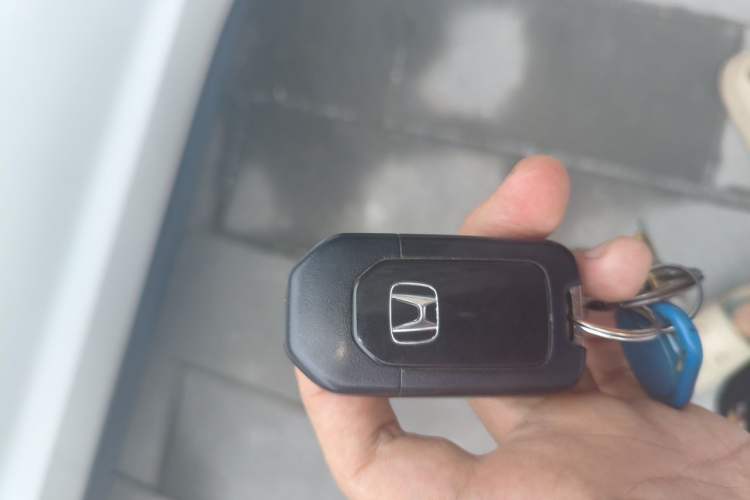 Used Honda Vezel 2017 1.5L CVT 2WD Comfort Model Vehicle Key