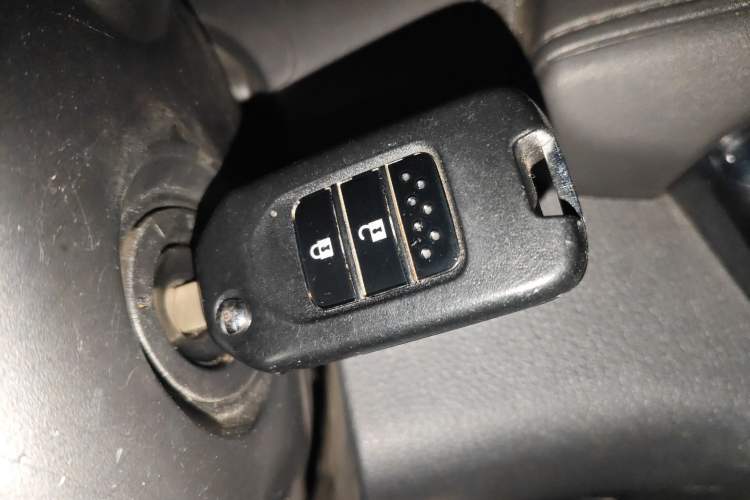 Used Honda Vezel 2017 1.5L manual two-wheel drive Comfort trim level Vehicle Key