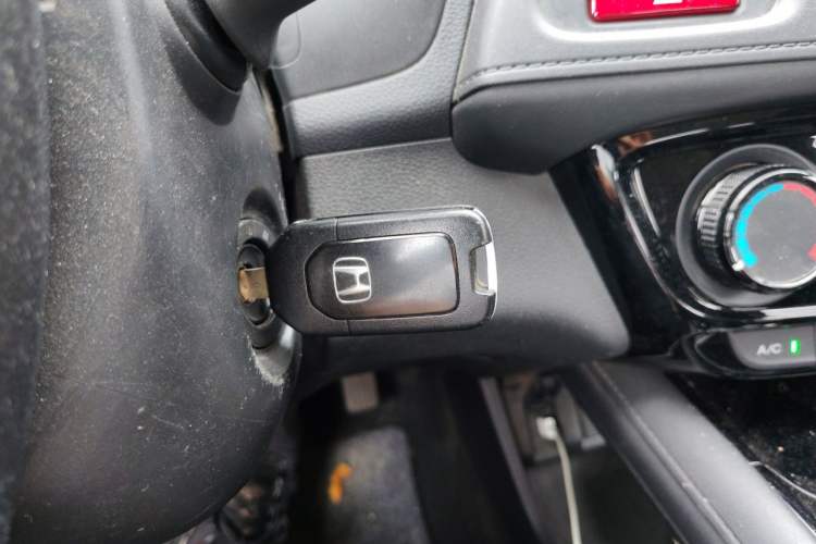 Used Honda Vezel 2017 1.5L CVT 2WD Comfort Model Vehicle Key