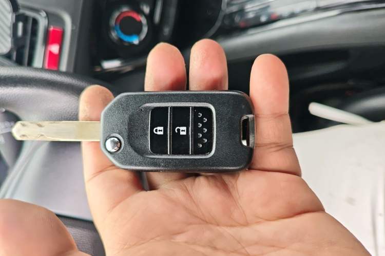 Used Honda Vezel 2017 1.5L CVT 2WD Comfort Model Vehicle Key