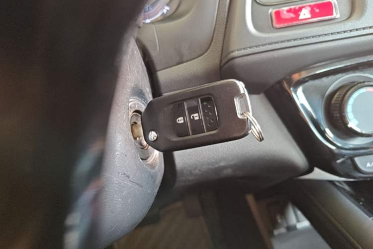 Used Honda Vezel 2017 1.5L CVT 2WD Comfort Model Vehicle Key