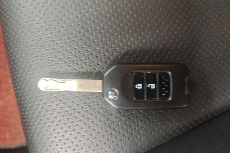 Used Honda Vezel 2017 1.5L CVT 2WD Comfort Model Vehicle Key