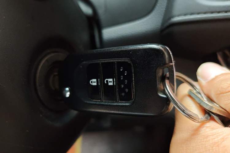 Used Honda Vezel 2017 1.5L CVT 2WD Comfort Model Vehicle Key