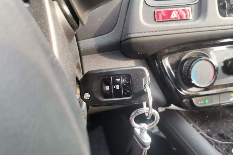 Used Honda Vezel 2017 1.5L CVT 2WD Comfort Model Vehicle Key