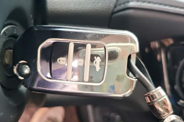 Used Honda Vezel 2017 1.5L CVT 2WD Comfort Model Vehicle Key