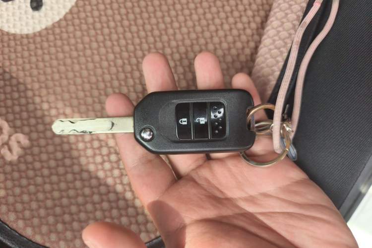 Used Honda Vezel 2017 1.5L CVT 2WD Comfort Model Vehicle Key