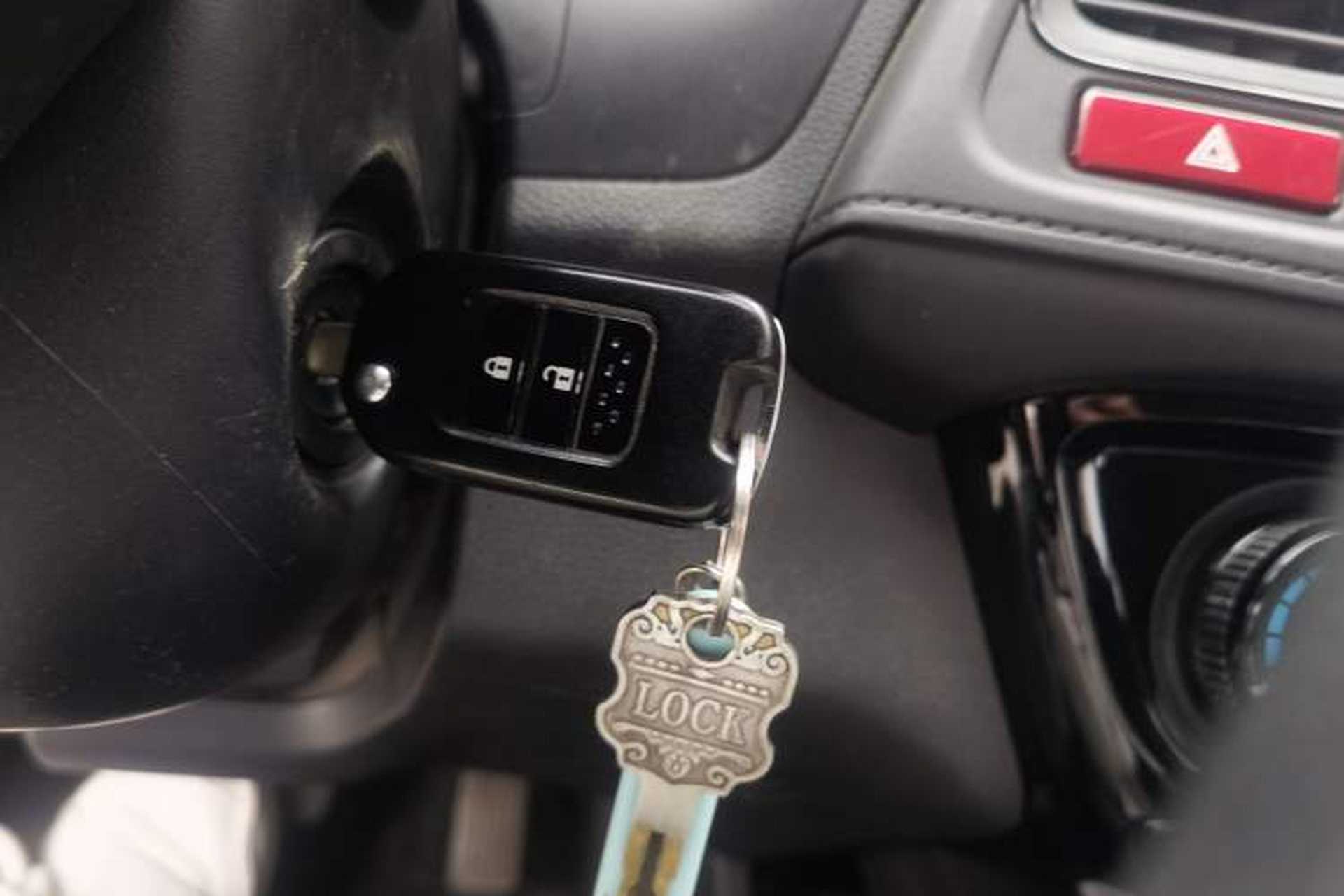 Used Honda Vezel 2017 1.5L CVT 2WD Comfort Model Vehicle Key