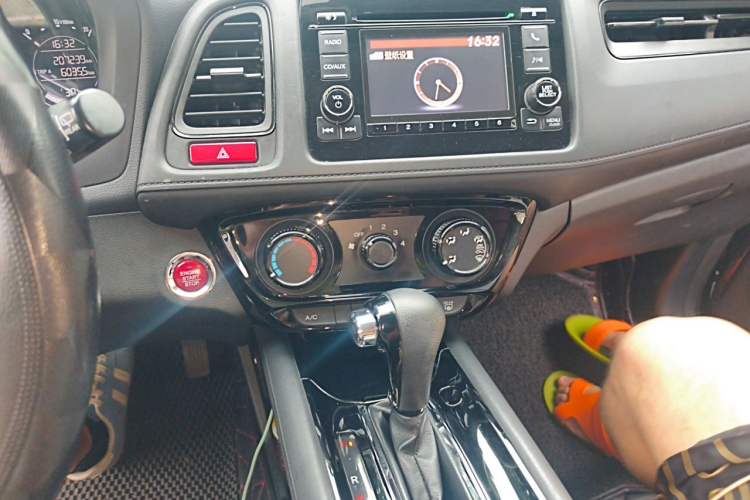 Used Honda Vezel 2018 1.5L CVT 2WD Technology Elite Model Audio And AC Panel