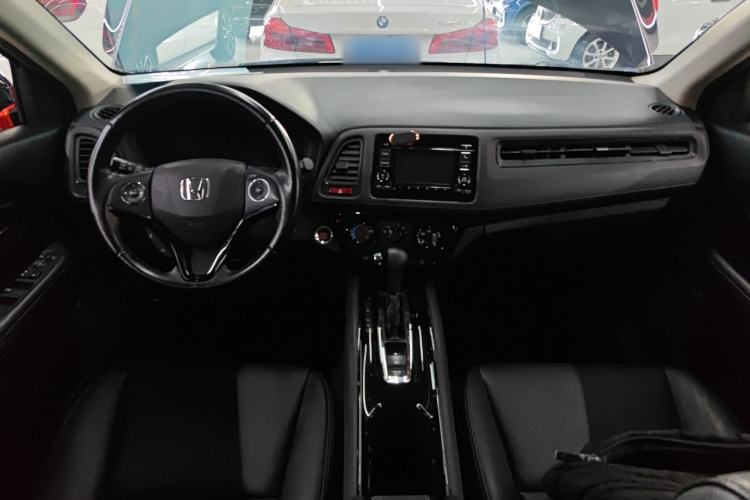 Used Honda Vezel 2018 1.5L CVT 2WD Technology Elite Model Center Console