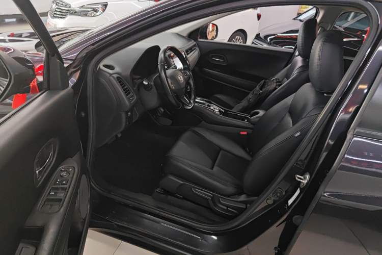 Used Honda Vezel 2018 1.5L CVT 2WD Technology Elite Model Driver Seat