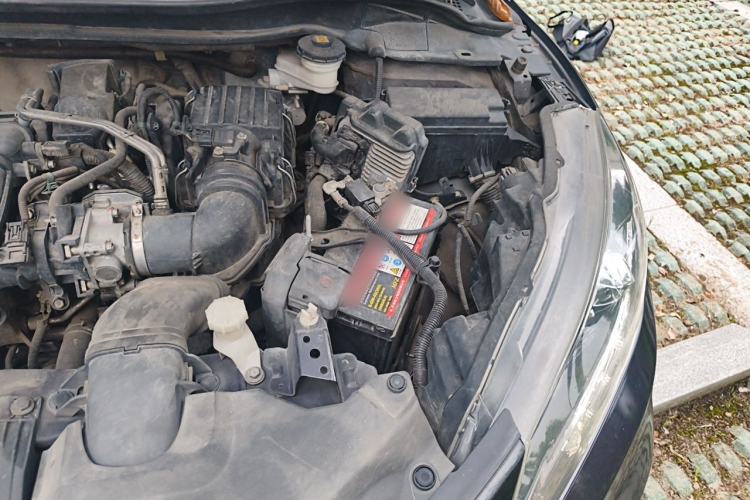 Used Honda Vezel 2018 1.5L CVT 2WD Technology Elite Model Engine Bay Left