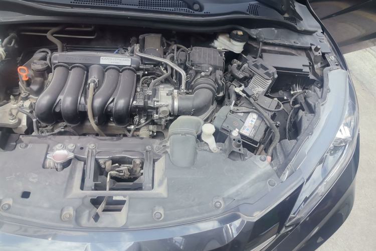 Used Honda Vezel 2018 1.5L CVT 2WD Technology Elite Model Engine Bay Left