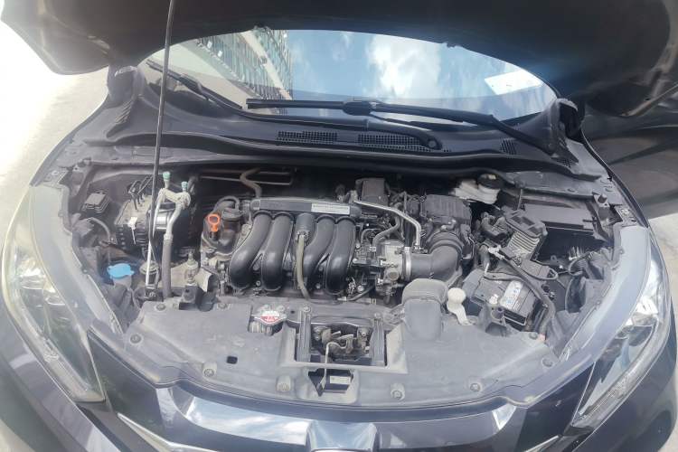 Used Honda Vezel 2018 1.5L CVT 2WD Technology Elite Model Engine Bay