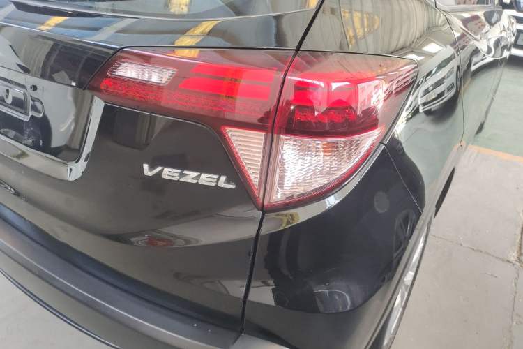 Used Honda Vezel 2018 1.5L CVT 2WD Technology Elite Model Exterior 3