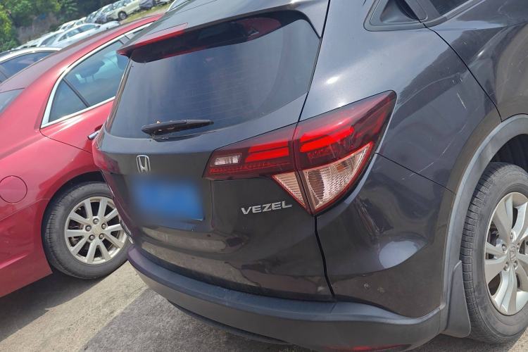 Used Honda Vezel 2018 1.5L CVT 2WD Technology Elite Model Exterior 4