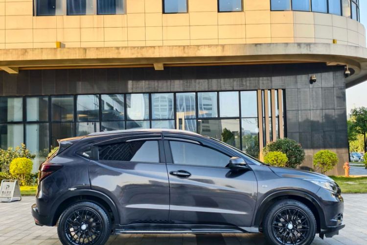 Used Honda Vezel 2018 1.5L CVT 2WD Technology Elite Model Exterior 4