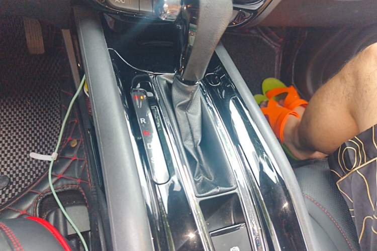 Used Honda Vezel 2018 1.5L CVT 2WD Technology Elite Model Gear Lever
