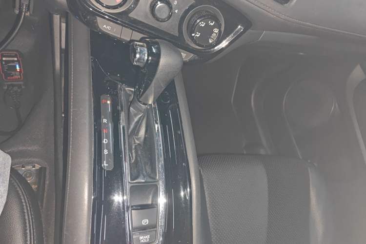 Used Honda Vezel 2018 1.5L CVT 2WD Technology Elite Model Gear Lever