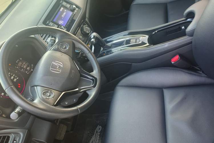 Used Honda Vezel 2018 1.5L CVT 2WD Technology Elite Model Interior 1