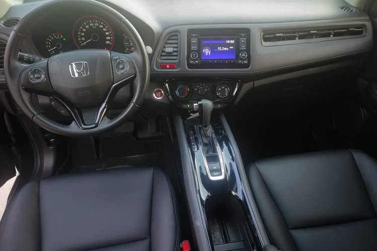 Used Honda Vezel 2018 1.5L CVT 2WD Technology Elite Model Interior 2