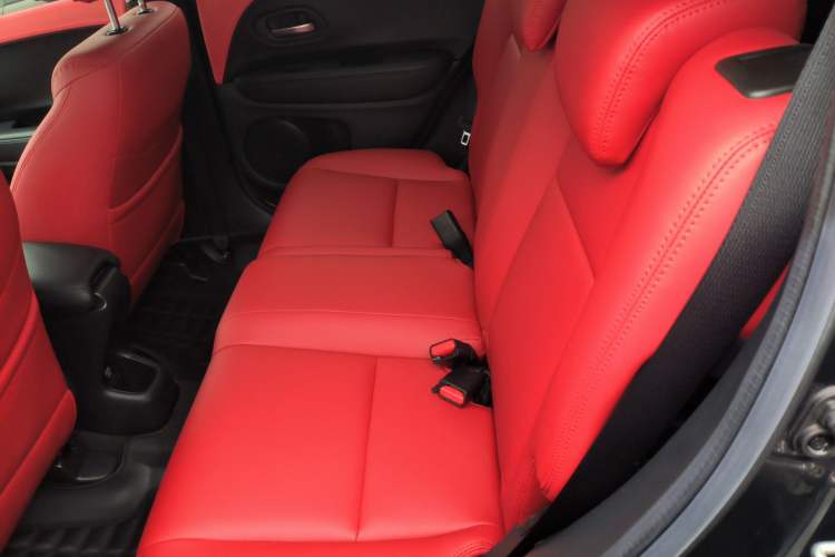 Used Honda Vezel 2018 1.5L CVT 2WD Technology Elite Model Interior 4