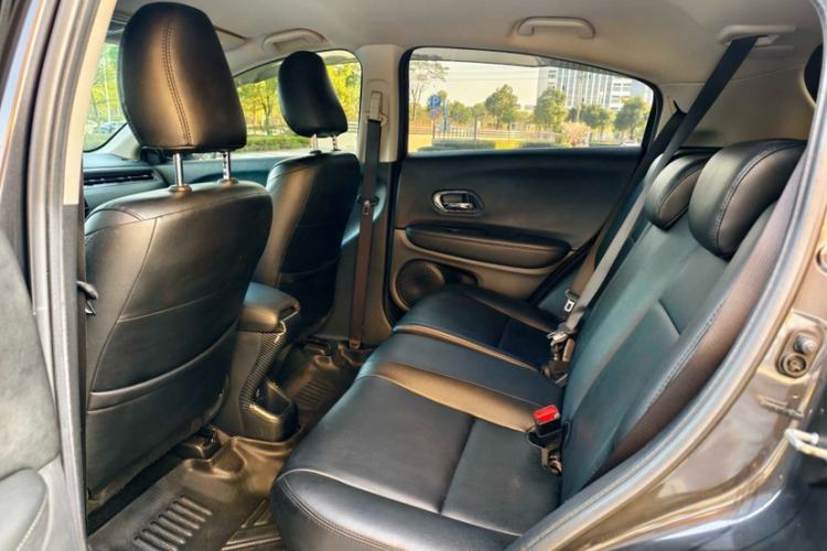Used Honda Vezel 2018 1.5L CVT 2WD Technology Elite Model Interior 7