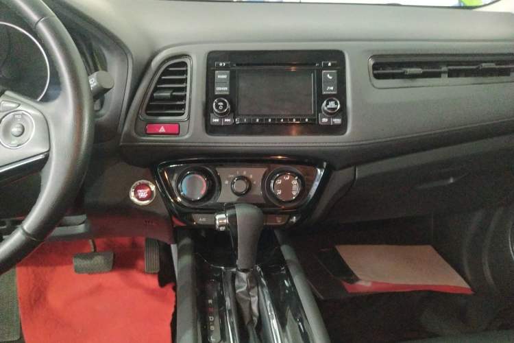 Used Honda Vezel 2018 1.5L CVT 2WD Technology Elite Model Audio And AC Panel
