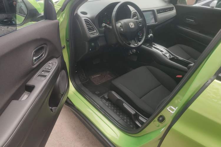 Used Honda Vezel 2018 1.5L CVT 2WD Technology Elite Model Driver Seat