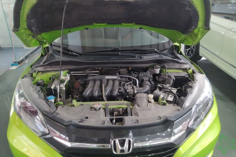 Used Honda Vezel 2018 1.5L CVT 2WD Technology Elite Model Engine Bay