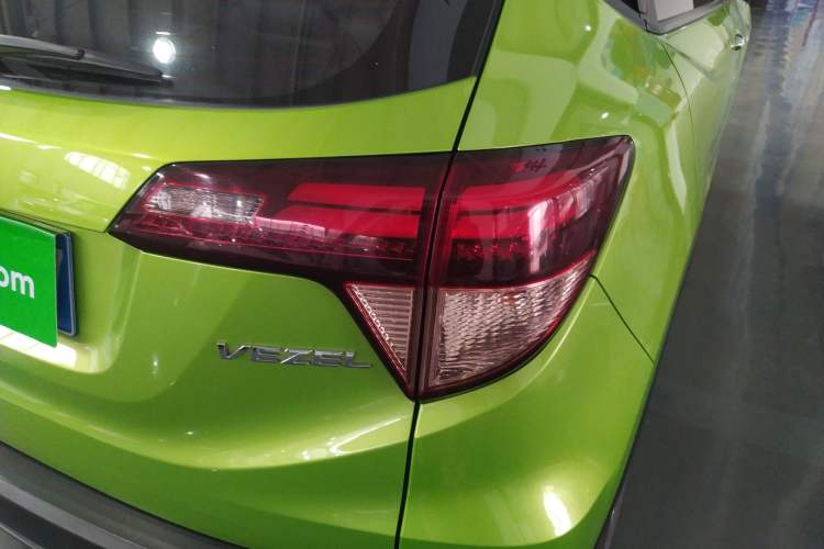 Used Honda Vezel 2018 1.5L CVT 2WD Technology Elite Model Exterior 6