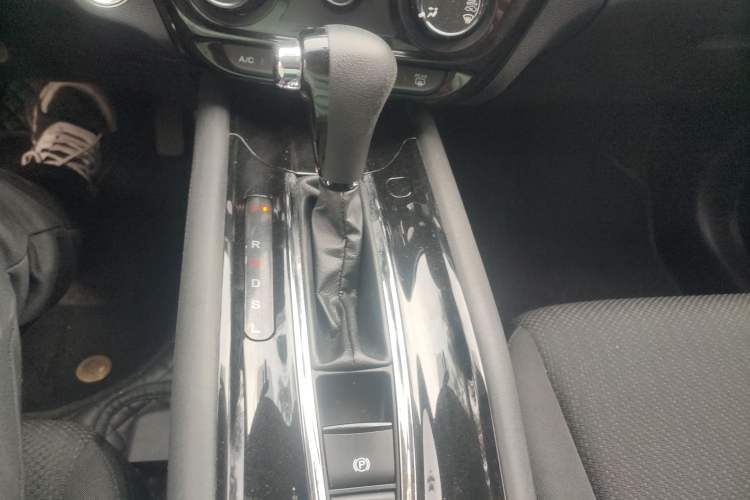 Used Honda Vezel 2018 1.5L CVT 2WD Technology Elite Model Gear Lever
