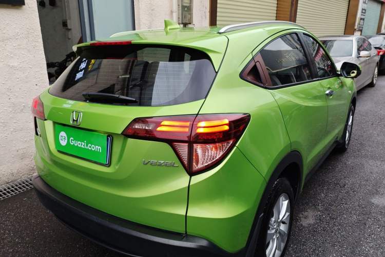 Used Honda Vezel 2018 1.5L CVT 2WD Technology Elite Model Rear Right 45 Deg