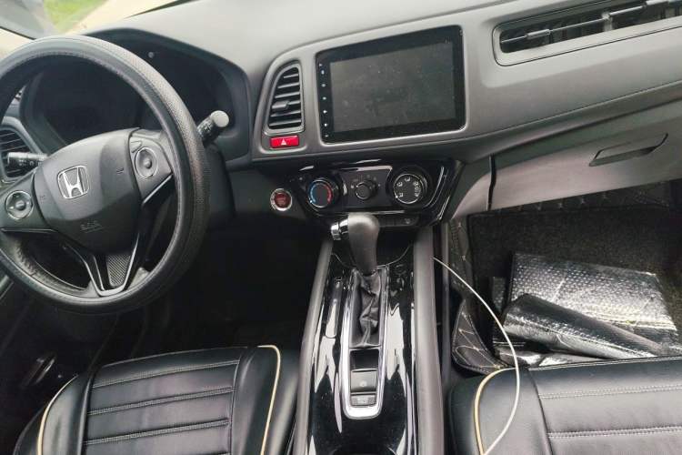 Used Honda Vezel 2018 1.5L CVT 2WD Technology Elite Model Audio And AC Panel