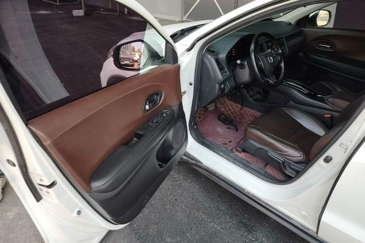 Used Honda Vezel 2018 1.5L CVT 2WD Technology Elite Model Driver Seat