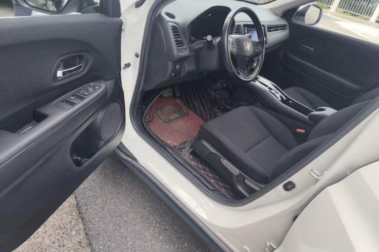 Used Honda Vezel 2018 1.5L CVT 2WD Technology Elite Model Driver Seat
