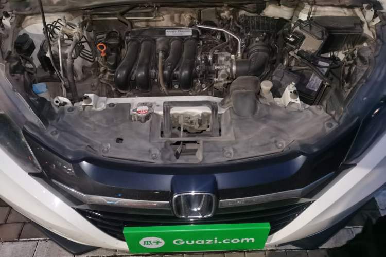 Used Honda Vezel 2018 1.5L CVT 2WD Technology Elite Model Engine Bay