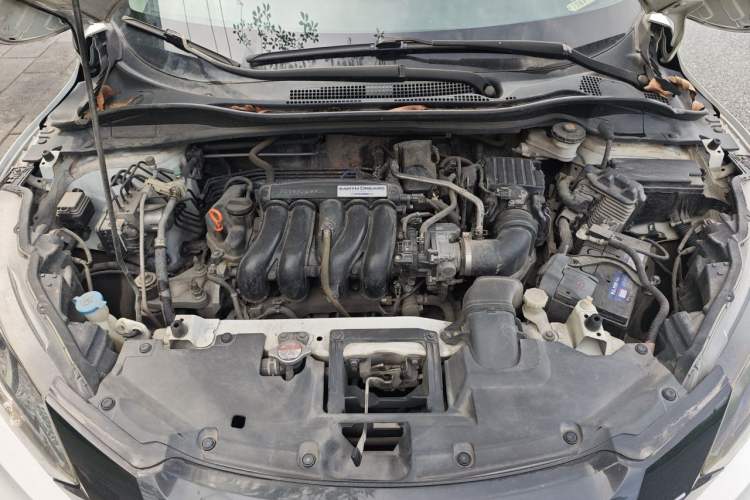 Used Honda Vezel 2018 1.5L CVT 2WD Technology Elite Model Engine Bay