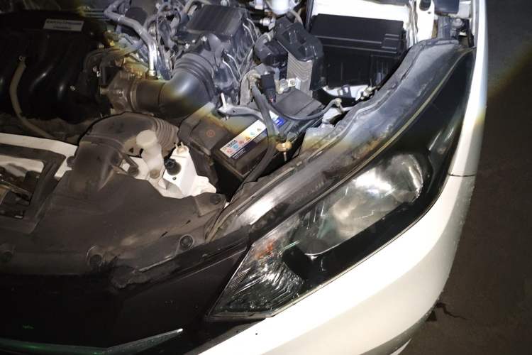 Used Honda Vezel 2018 1.5L CVT 2WD Technology Elite Model Engine Bay Left