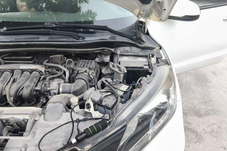 Used Honda Vezel 2018 1.5L CVT 2WD Technology Elite Model Engine Bay Left
