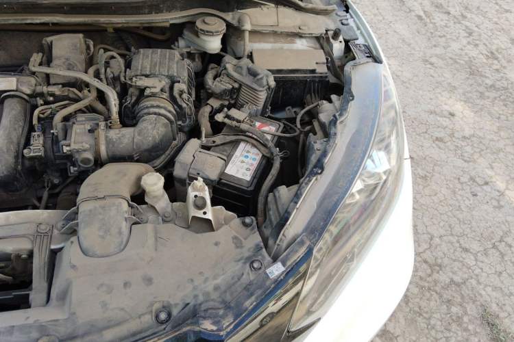 Used Honda Vezel 2018 1.5L CVT 2WD Technology Elite Model Engine Bay Left