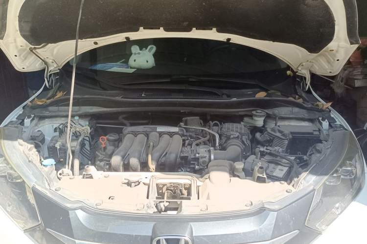 Used Honda Vezel 2018 1.5L CVT 2WD Technology Elite Model Engine Bay