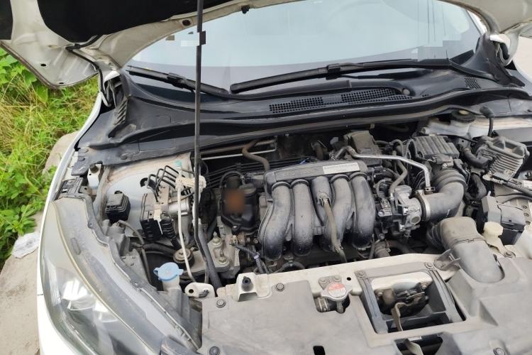 Used Honda Vezel 2018 1.5L CVT 2WD Technology Elite Model Engine Bay Right