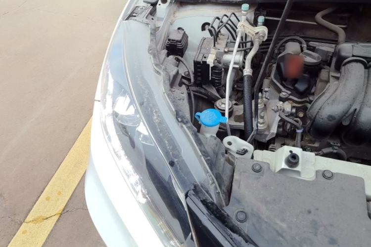 Used Honda Vezel 2018 1.5L CVT 2WD Technology Elite Model Engine Bay Right