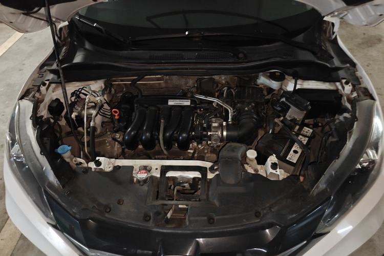 Used Honda Vezel 2018 1.5L CVT 2WD Technology Elite Model Engine Bay