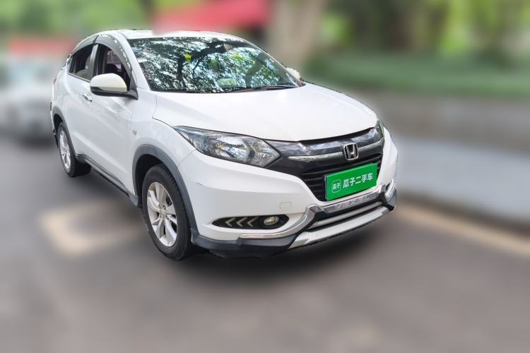 Used Honda Vezel 2018 1.5L CVT 2WD Technology Elite Model Front Right 45 Deg