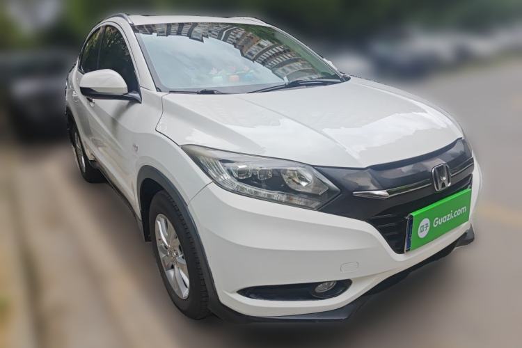 Used Honda Vezel 2018 1.5L CVT 2WD Technology Elite Model Front Right 45 Deg