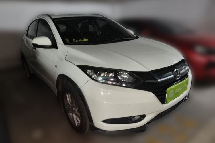 Used Honda Vezel 2018 1.5L CVT 2WD Technology Elite Model Front Right 45 Deg