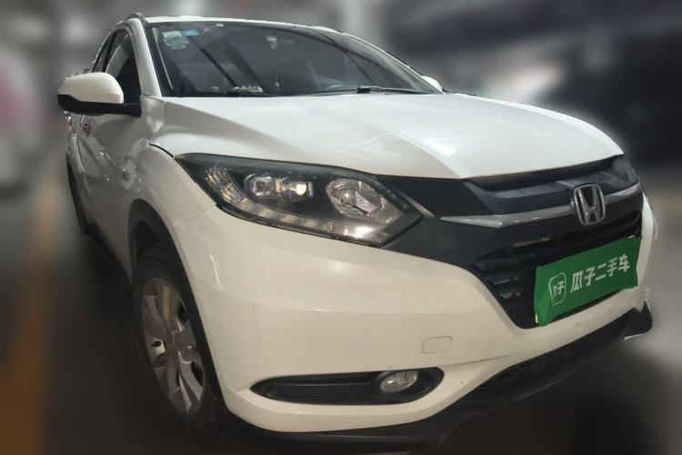 Used Honda Vezel 2018 1.5L CVT 2WD Technology Elite Model Front Right 45 Deg