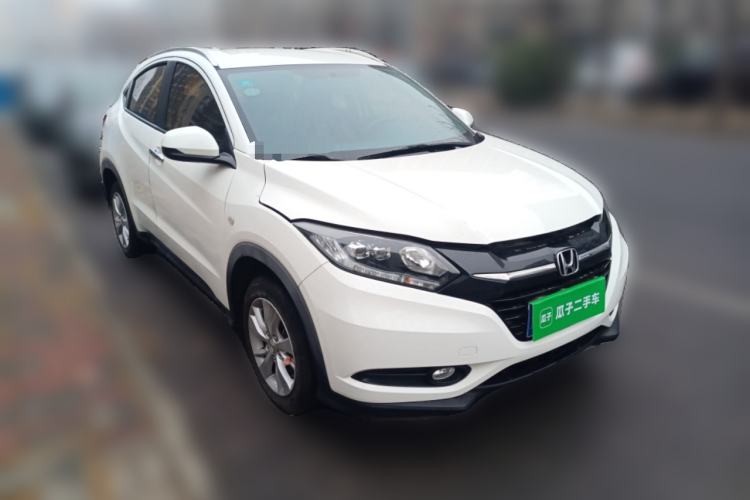 Used Honda Vezel 2018 1.5L CVT 2WD Technology Elite Model Front Right 45 Deg