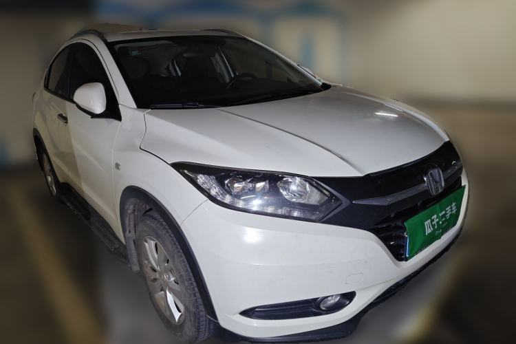 Used Honda Vezel 2018 1.5L CVT 2WD Technology Elite Model Front Right 45 Deg